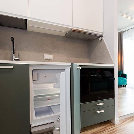 Easy & Comfortable, With Balcony, Very Close To The Center Warschau Buitenkant foto